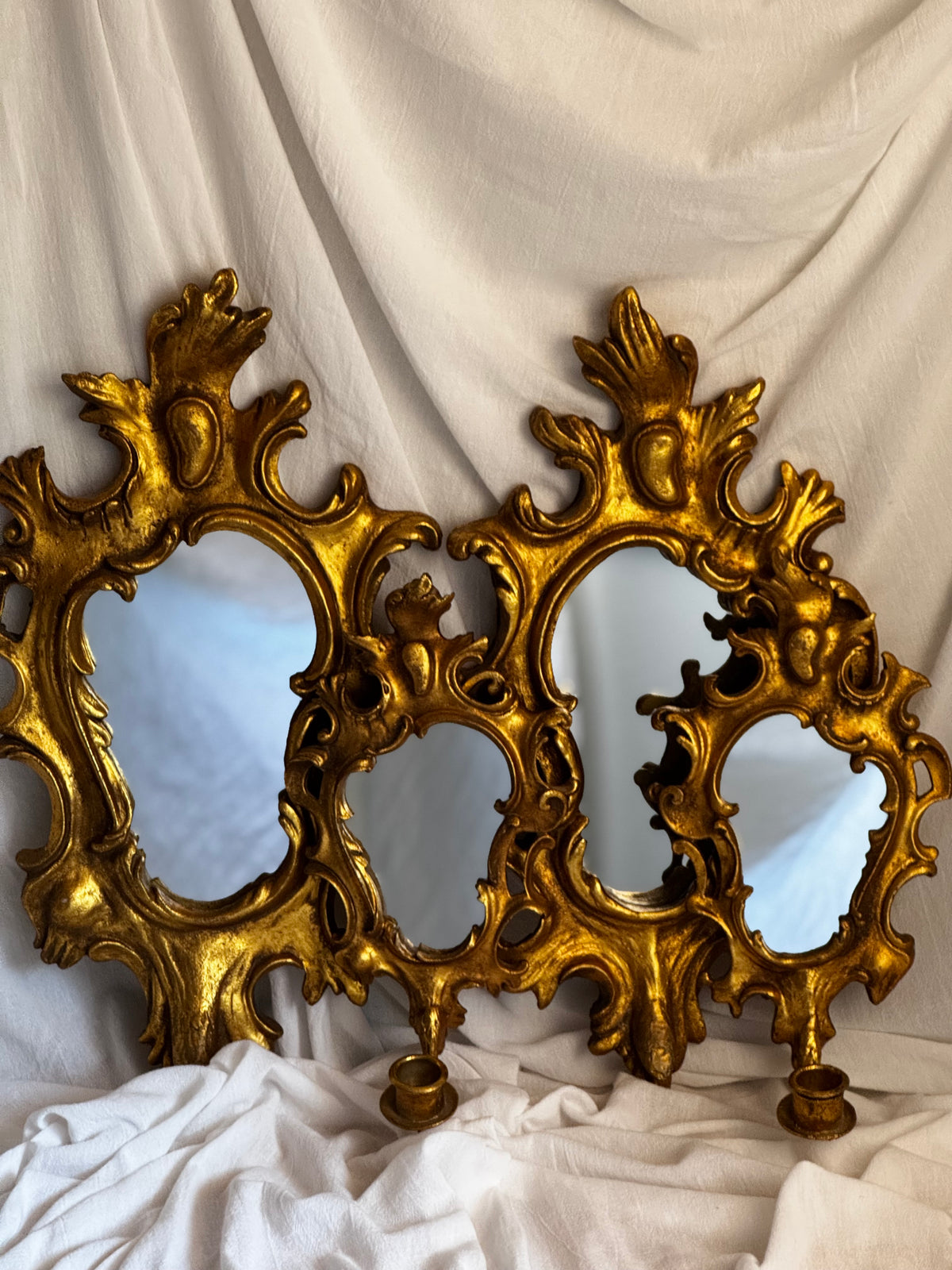 VINTAGE ITALIAN FLORENTINE GILTWOOD MIRROR PAIR