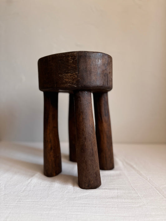 ROUND AFRICAN SENUFO STOOL No2