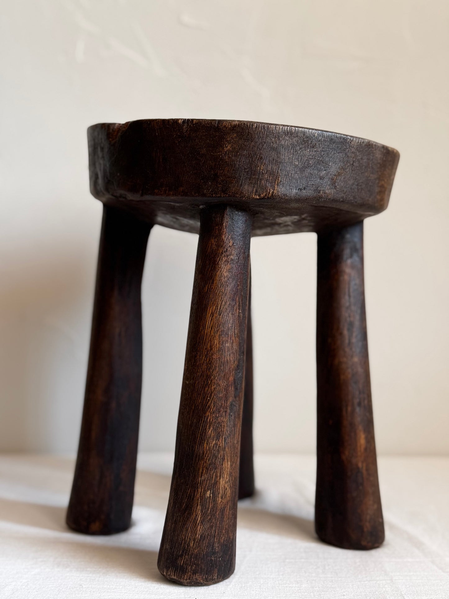 ROUND AFRICAN SENUFO STOOL No1