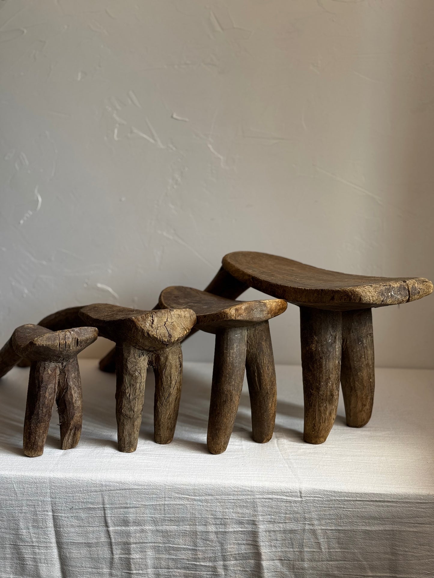 VINTAGE MEDIUM LOBI TRIPOD STOOL No2