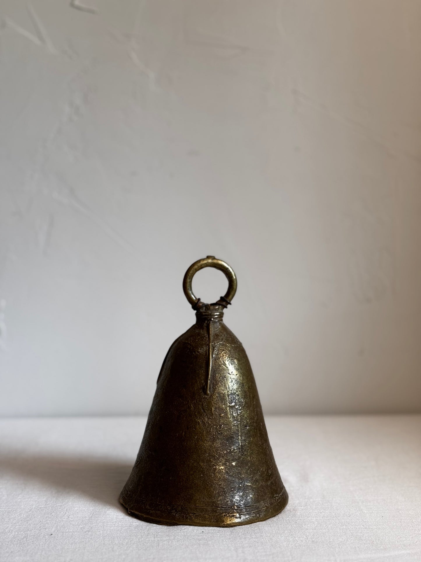 VINTAGE AFRICAN BRASS COW BELL