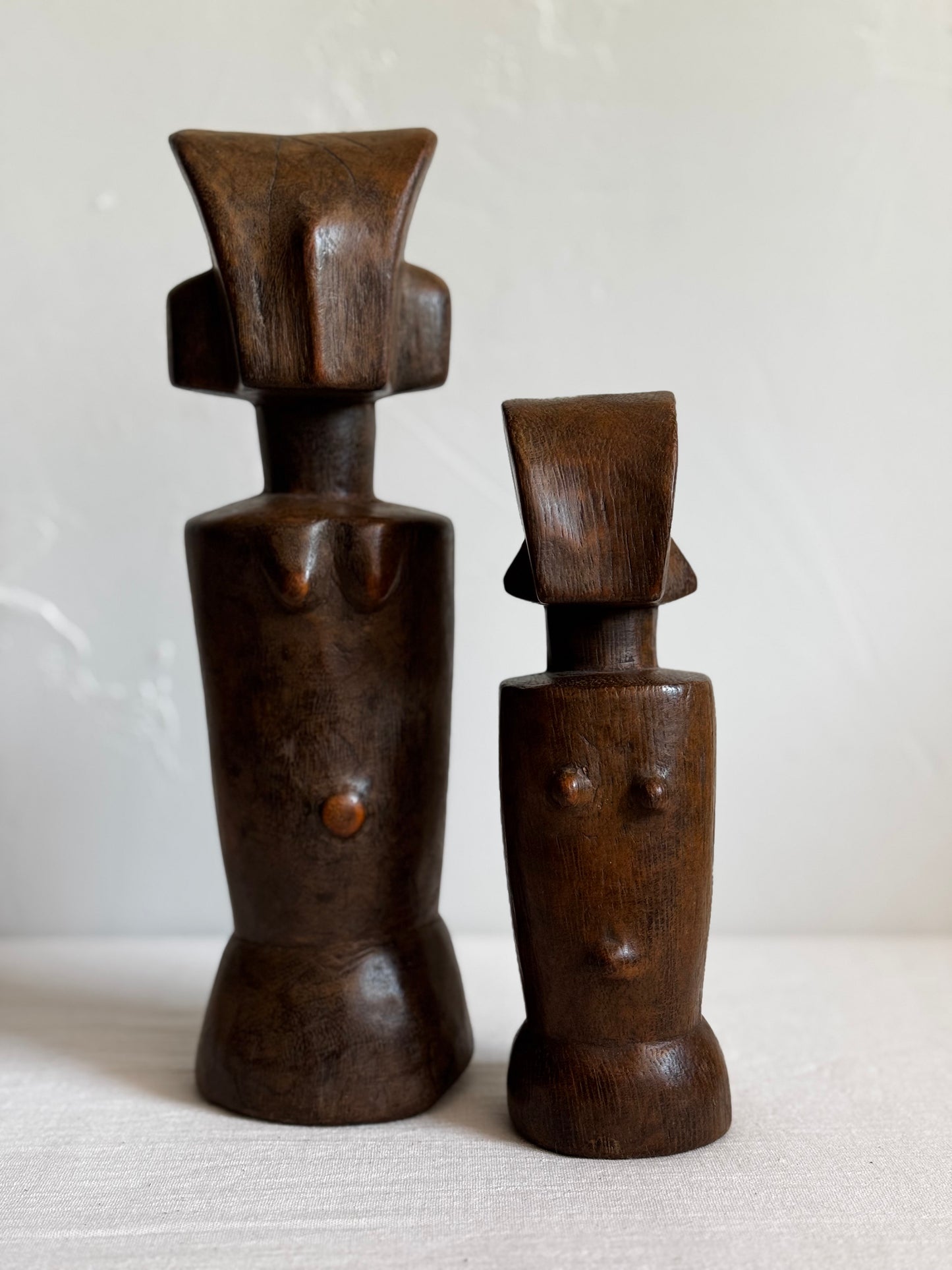 VINTAGE MWANA HITI FEMALE SCULPTURE