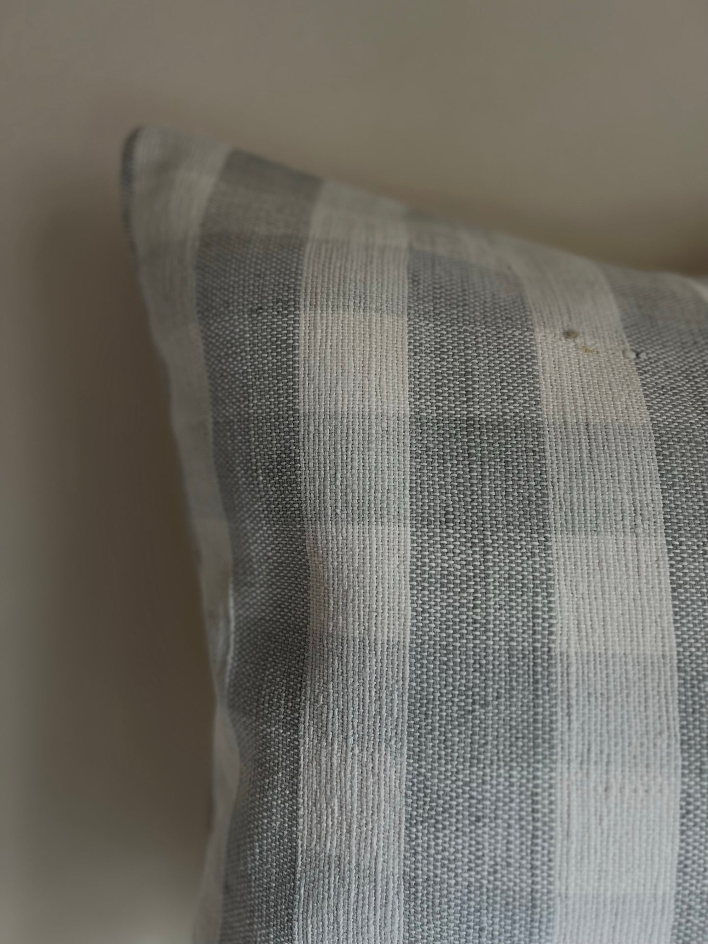 SERAPHIM VINTAGE PLAID PILLOW COVER