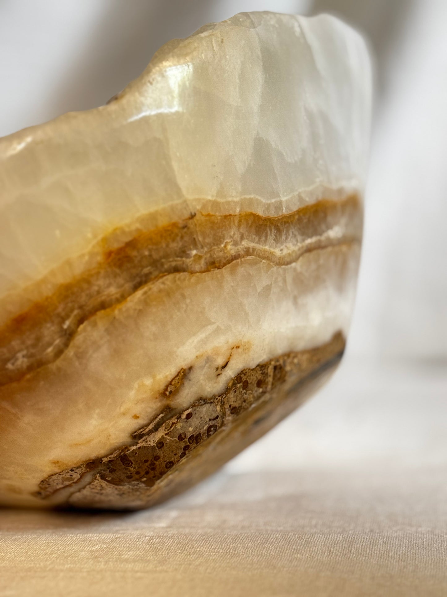 AMBER ONYX BOWL No1