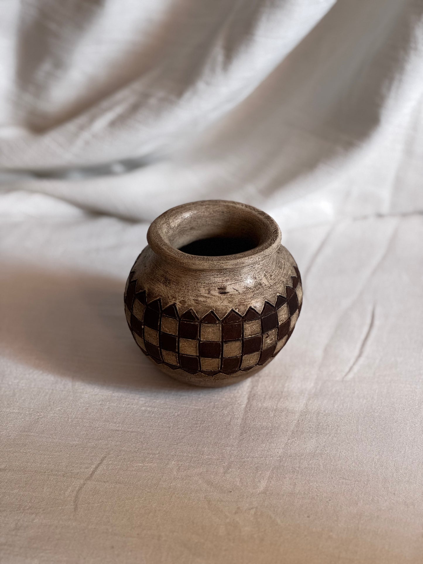 VINTAGE ARGENTINIAN POTTERY VASE