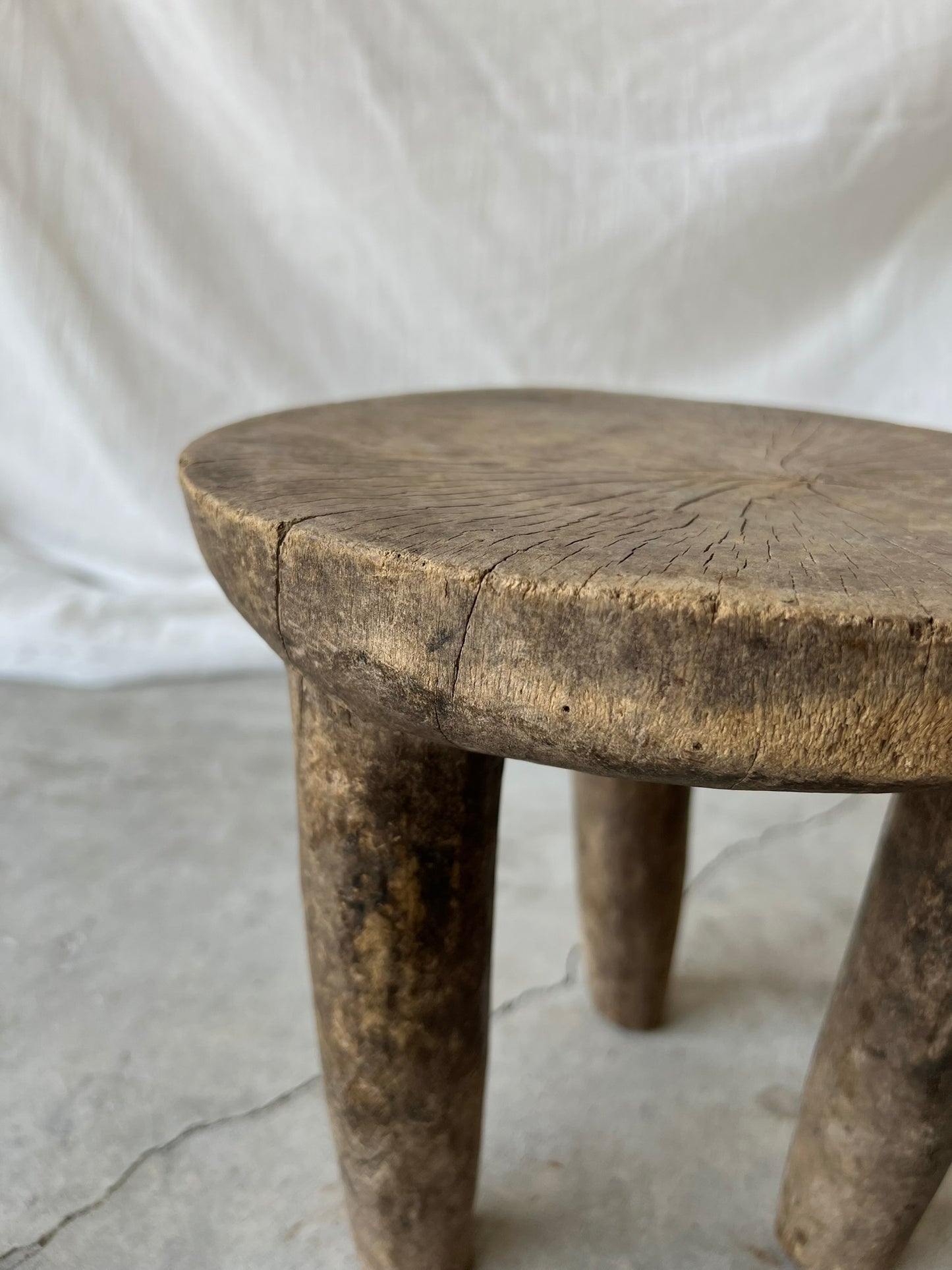 VINTAGE AFRICAN 3-LEG STOOL No1