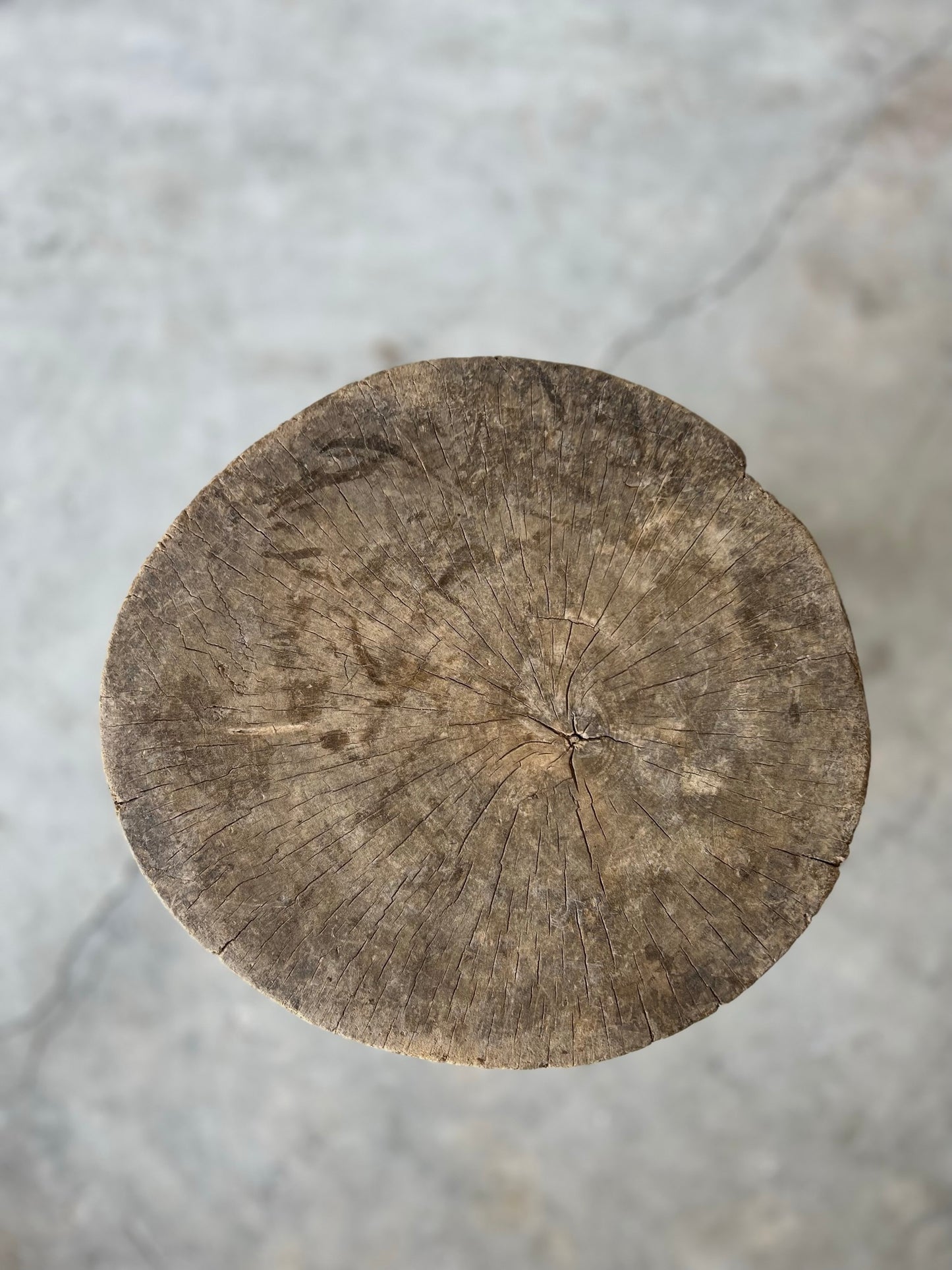 VINTAGE AFRICAN 3-LEG STOOL No1