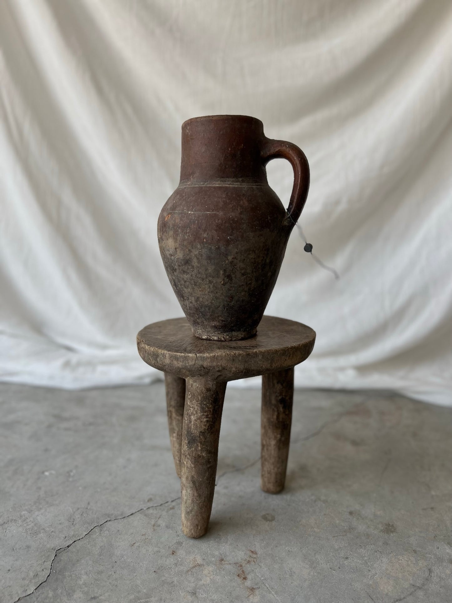 VINTAGE AFRICAN 3-LEG STOOL No1