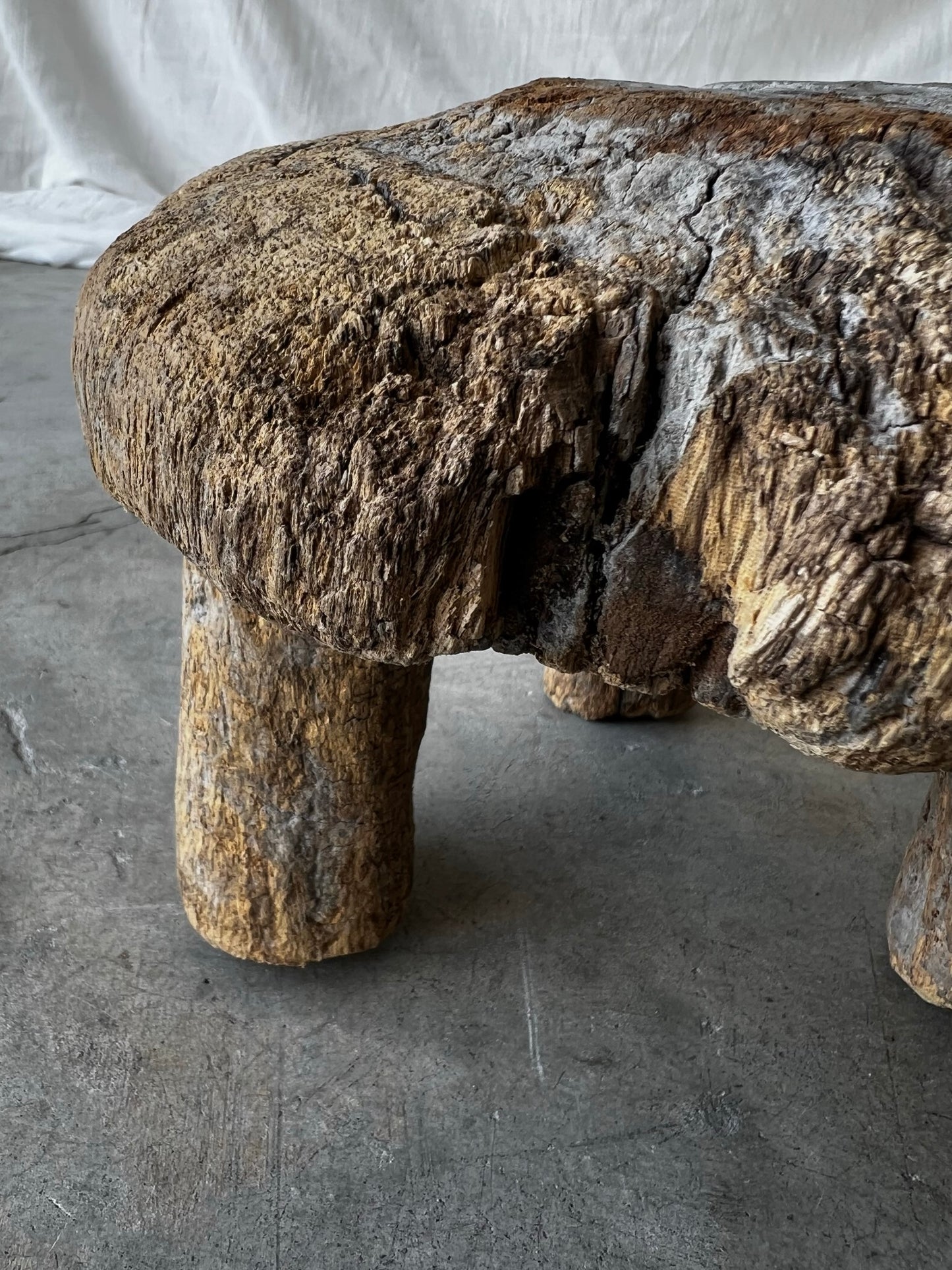 ANTIQUE AFRICAN ROUND STOOL No1 Exclusive