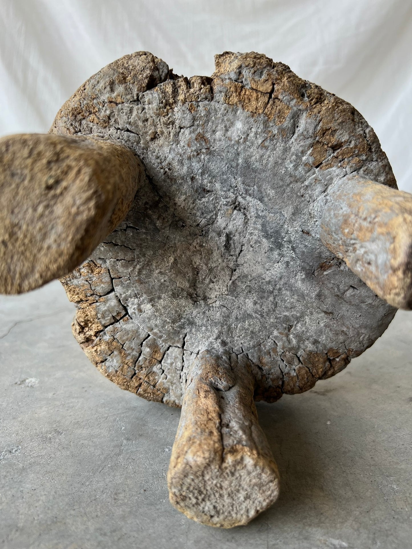 ANTIQUE AFRICAN ROUND STOOL No1 Exclusive