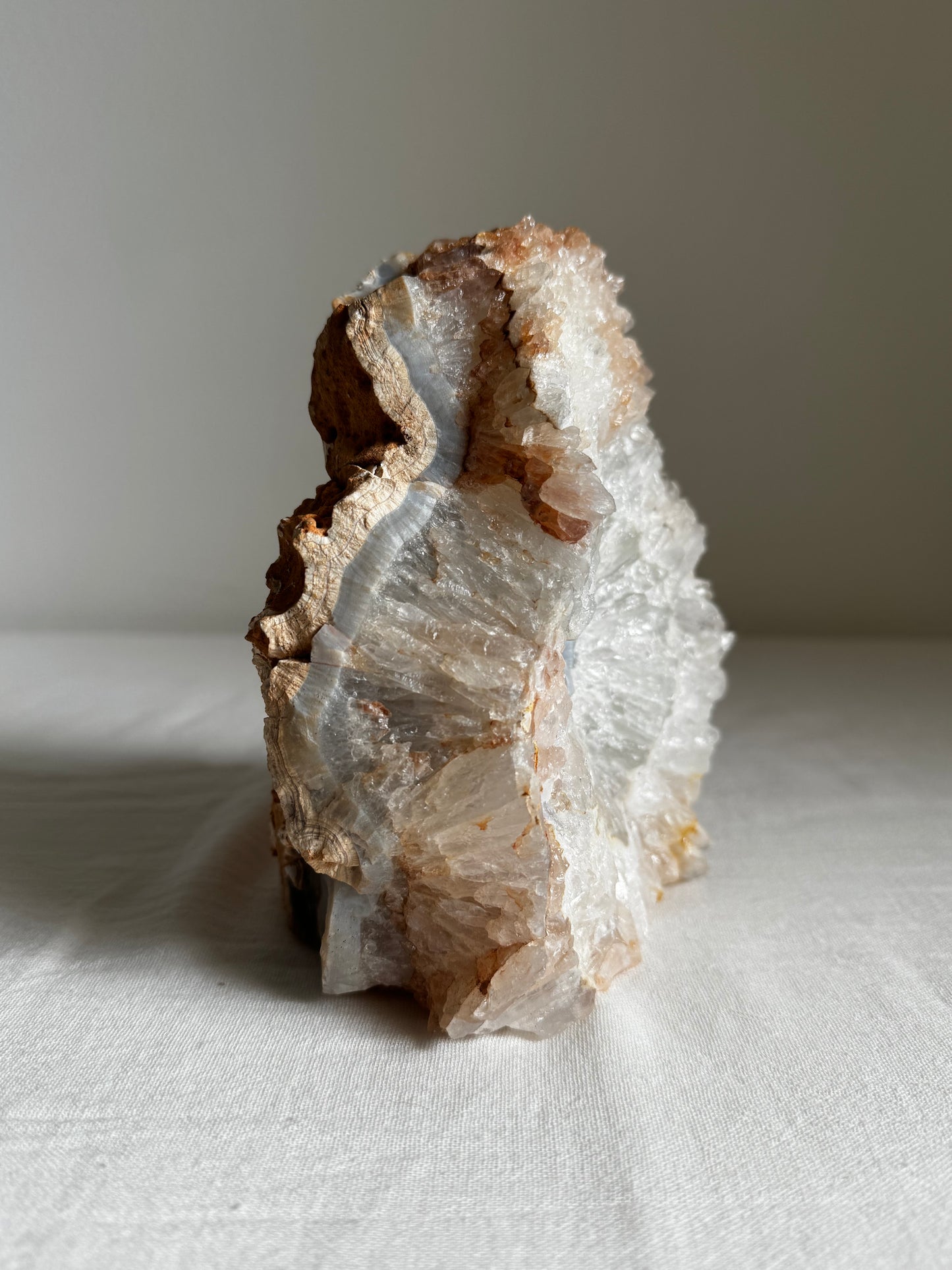 RARE NATURAL WHITE QUARTZ CRYSTAL