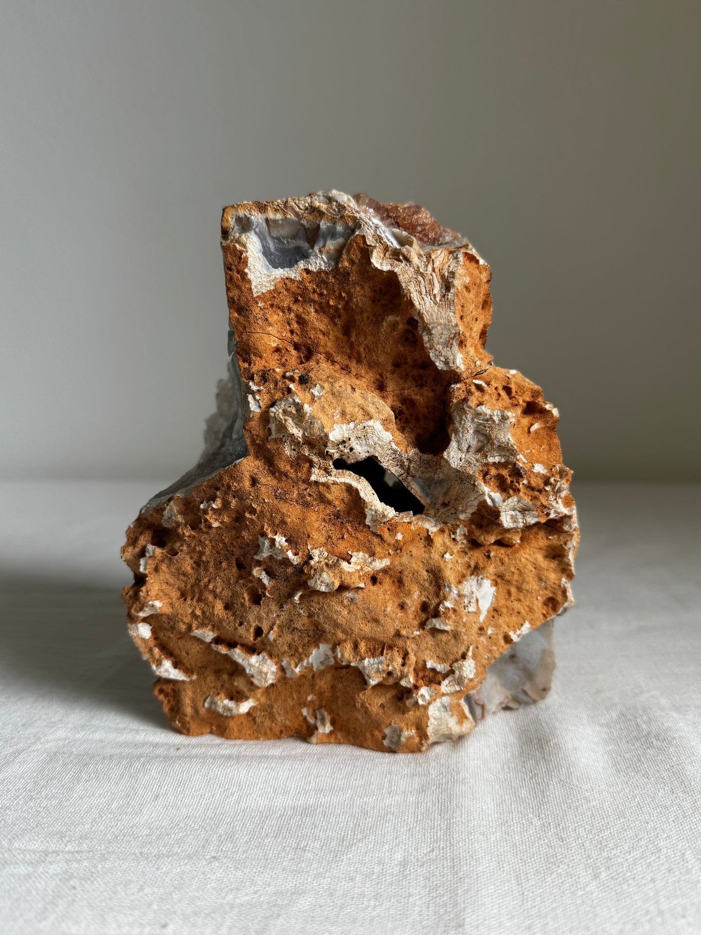 RARE NATURAL WHITE QUARTZ CRYSTAL