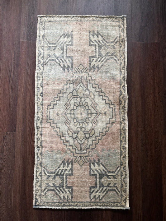 VINTAGE TURKISH MINI RUG - 2x3 WOOL AREA RUG No1