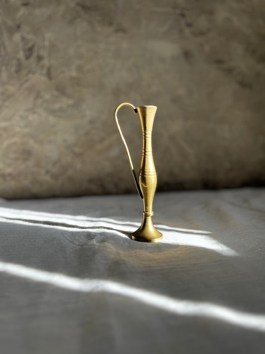 VINTAGE SMALL BRASS BUD VASE