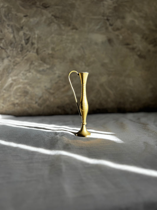 VINTAGE SMALL BRASS BUD VASE