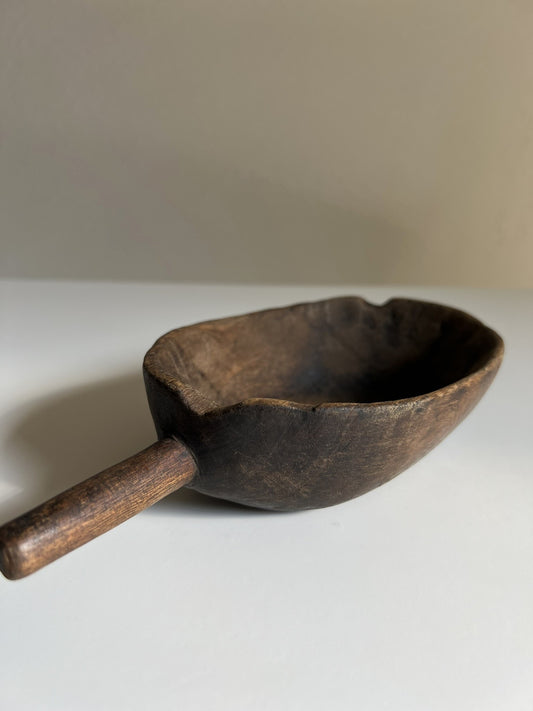 VINTAGE AFRICAN TUTSI BOWL No2 Exclusive