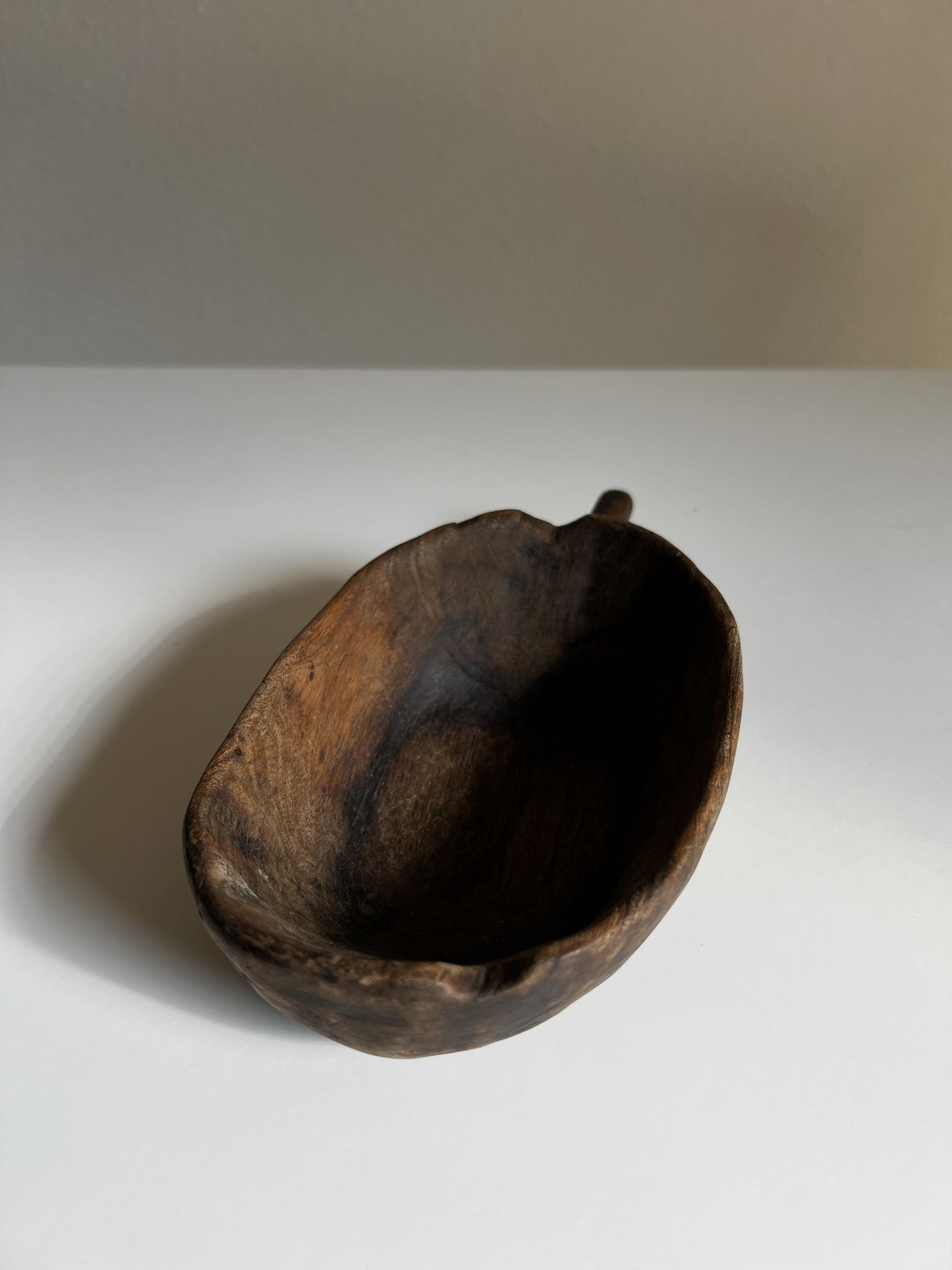 VINTAGE AFRICAN TUTSI BOWL No2 Exclusive