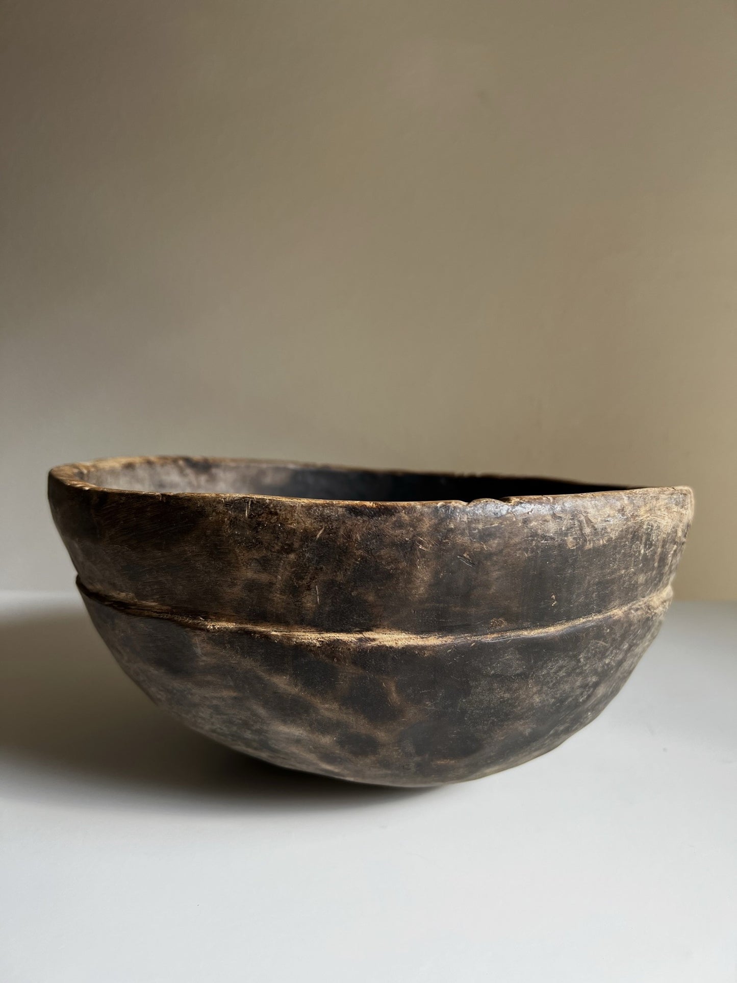 VINTAGE AFRICAN MILK BOWL No2