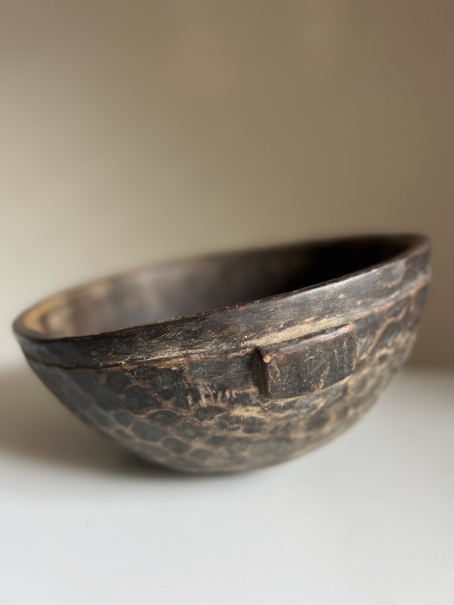 VINTAGE AFRICAN MILK BOWL No1