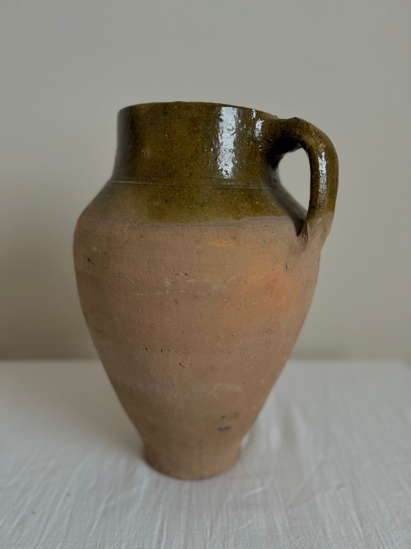 VINTAGE OLIVE JAR No1