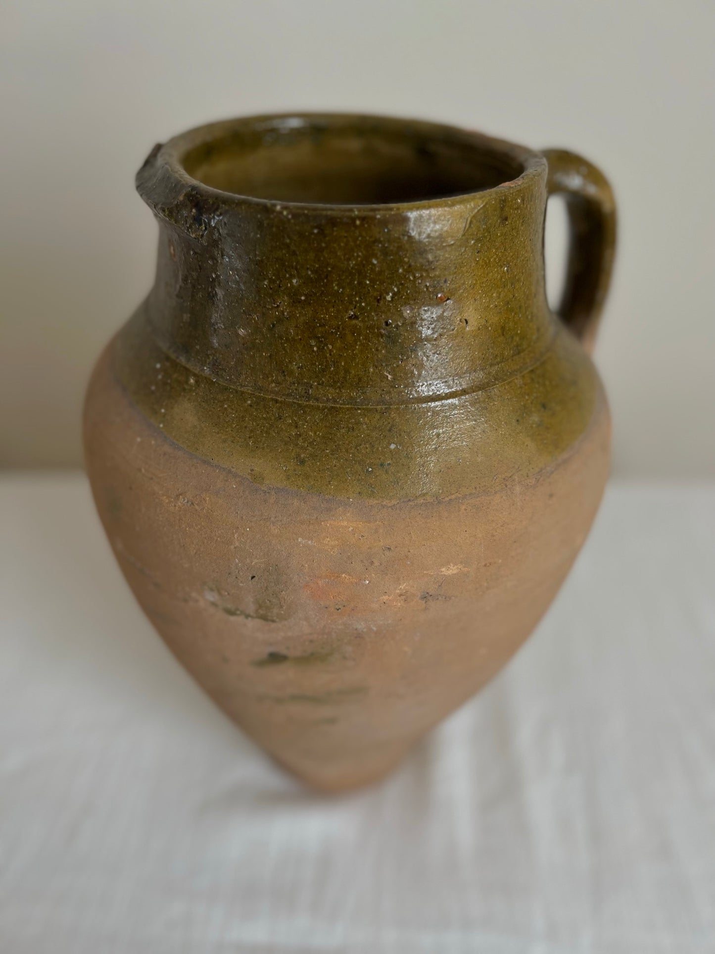 VINTAGE OLIVE JAR No1