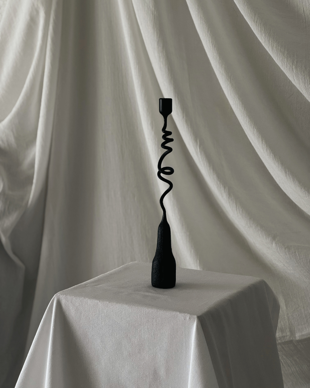 KIN IRON CANDLESTICK