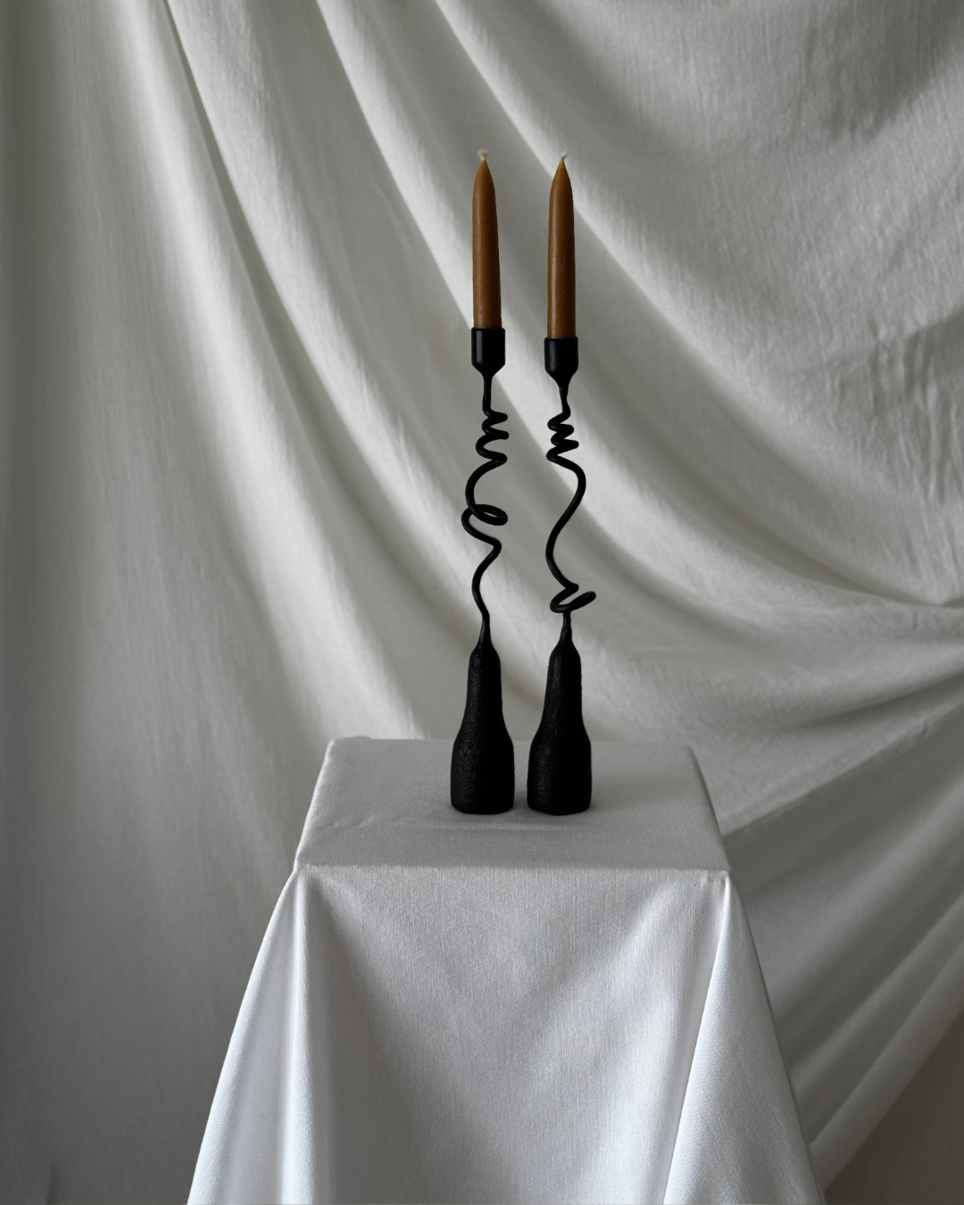 KIN IRON CANDLESTICK