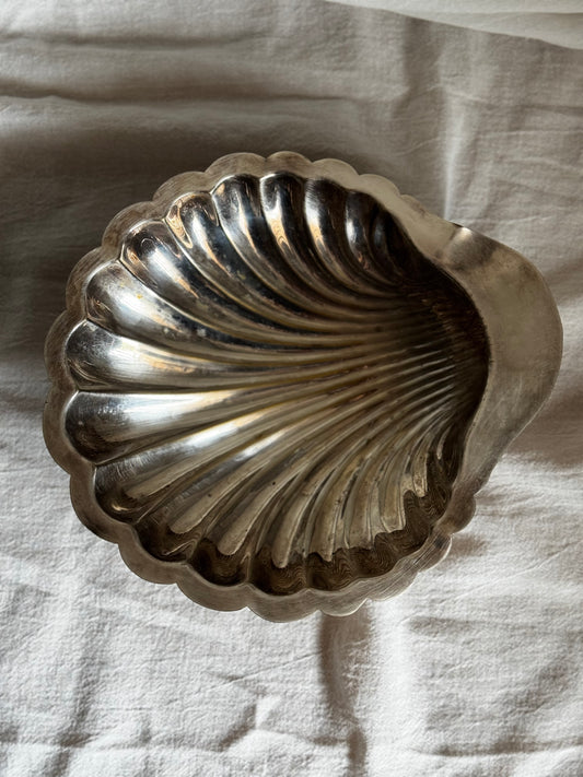 VINTAGE  SILVER-PLATED SHELL TRAY