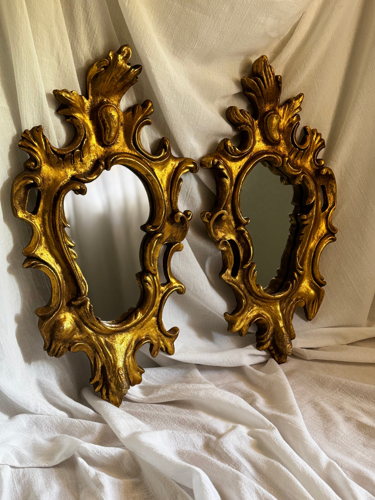 VINTAGE ITALIAN FLORENTINE GILTWOOD MIRROR PAIR