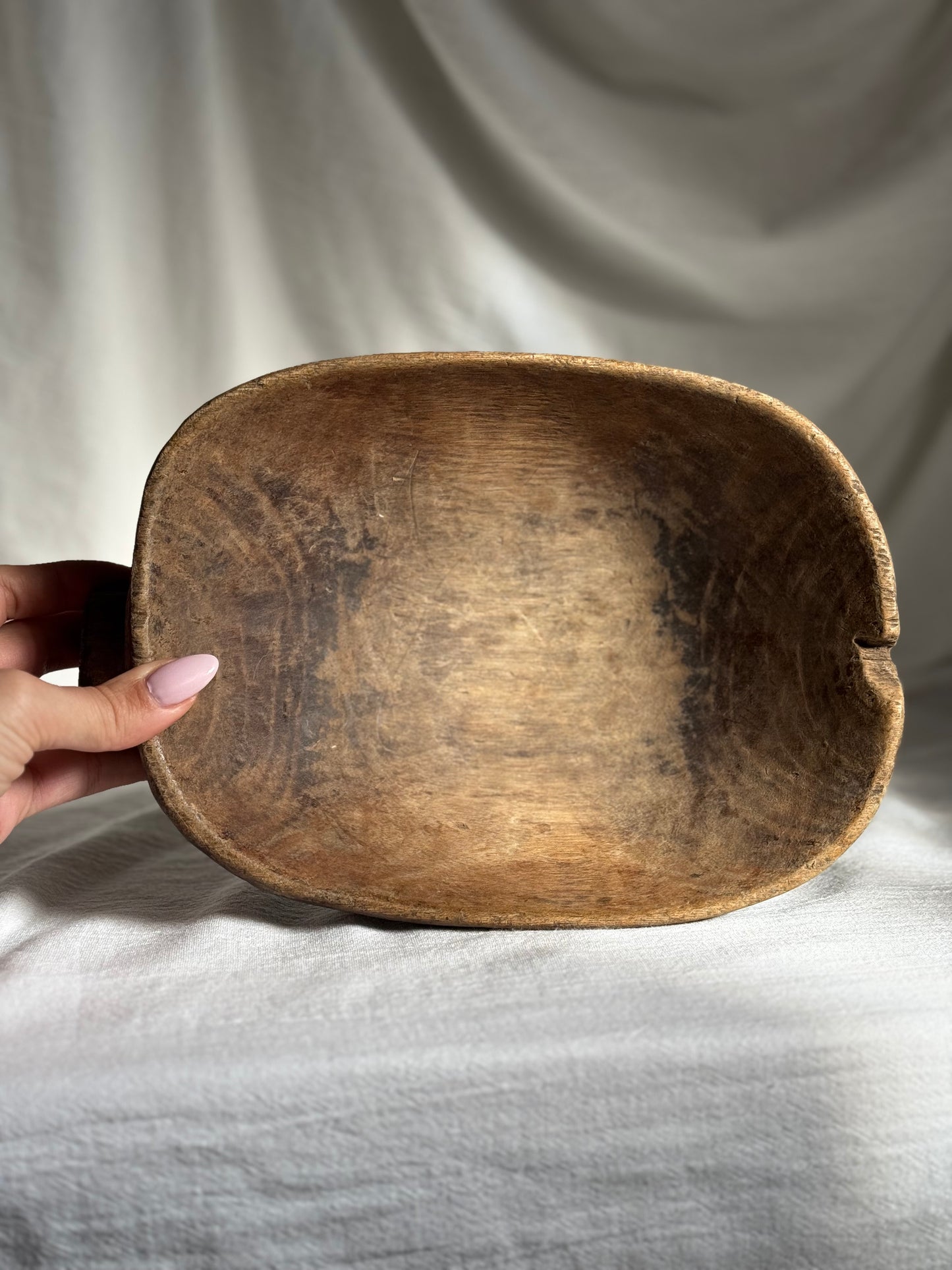 VINTAGE AFRICAN LARGE TUTSI BOWL No1