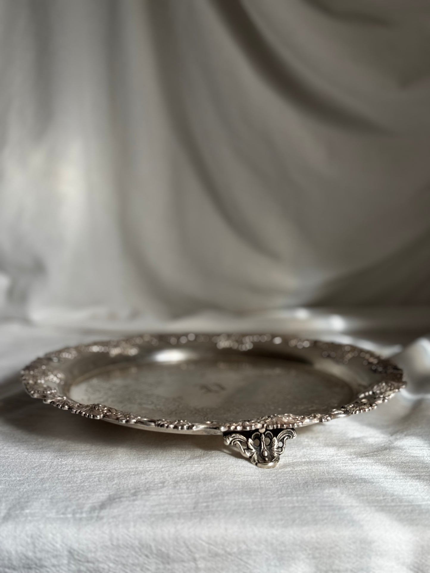 VINTAGE GORHAM SILVERPLATED SERVING TRAY