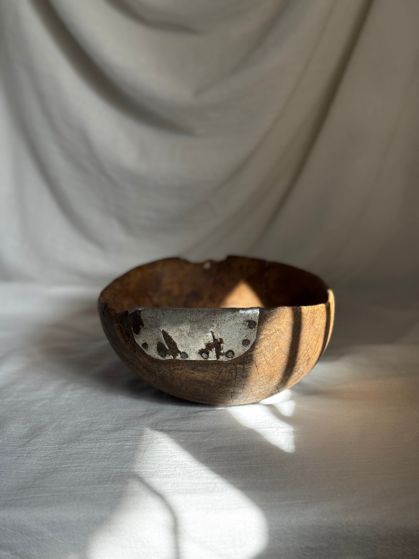 VINTAGE AFRICAN LARGE TUTSI BOWL No2