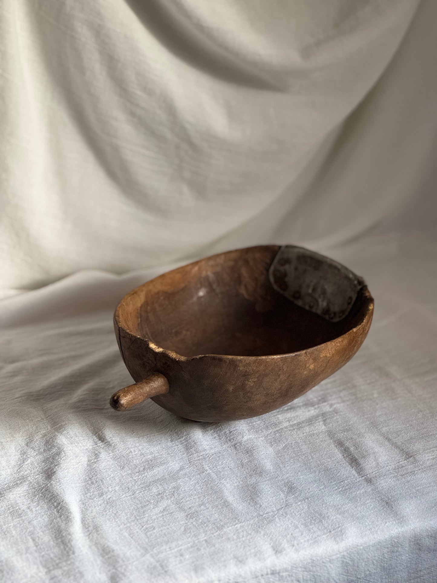 VINTAGE AFRICAN LARGE TUTSI BOWL No2