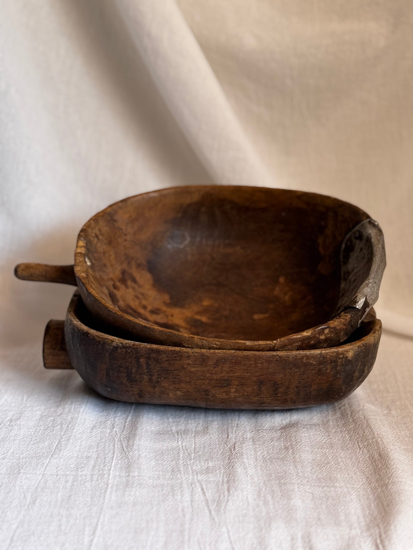 VINTAGE AFRICAN LARGE TUTSI BOWL No2