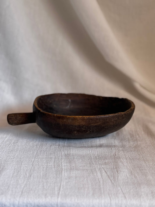 VINTAGE AFRICAN SMALL TUTSI BOWL No3