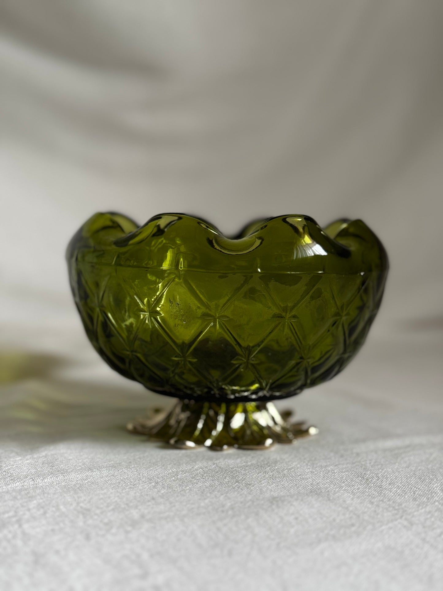 VINTAGE GREEN GLASS BOWL