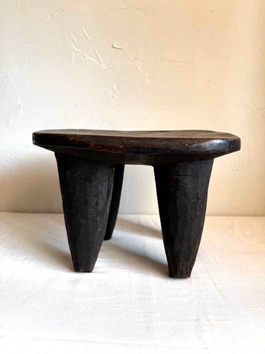 SMALL AFRICAN SENUFO STOOL No4