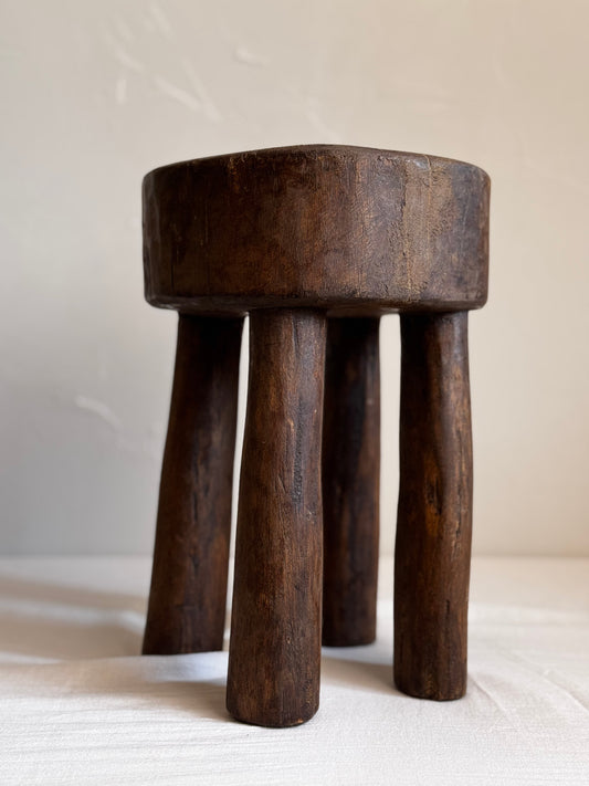ROUND AFRICAN SENUFO STOOL No2