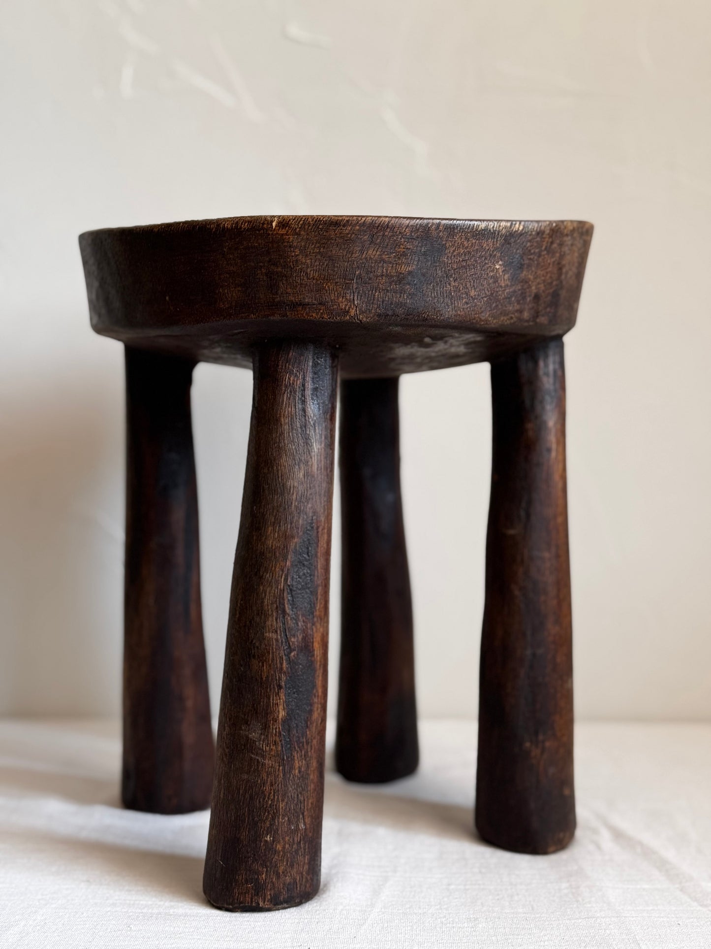 ROUND AFRICAN SENUFO STOOL No1