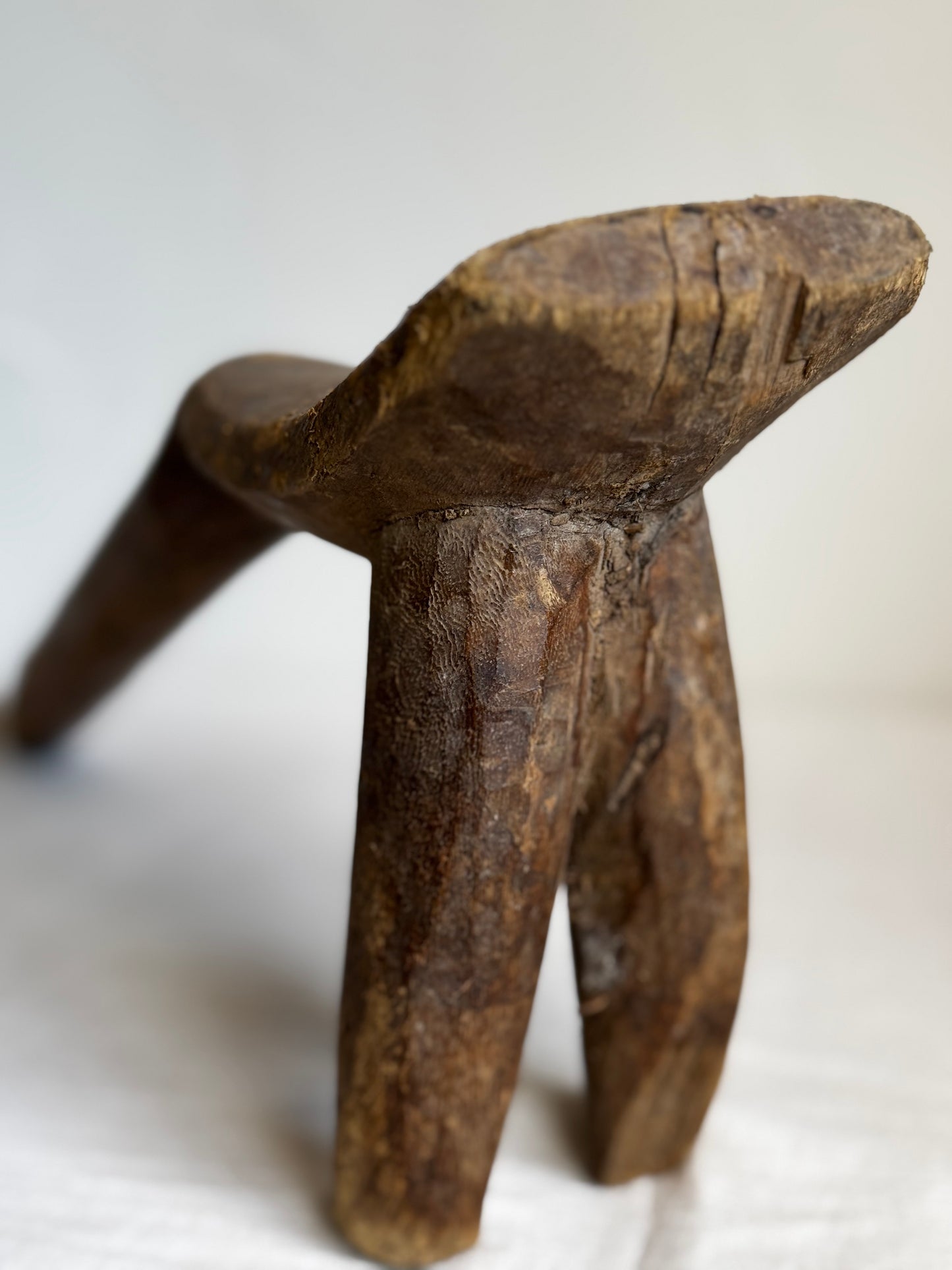 VINTAGE SMALL LOBI TRIPOD STOOL No1