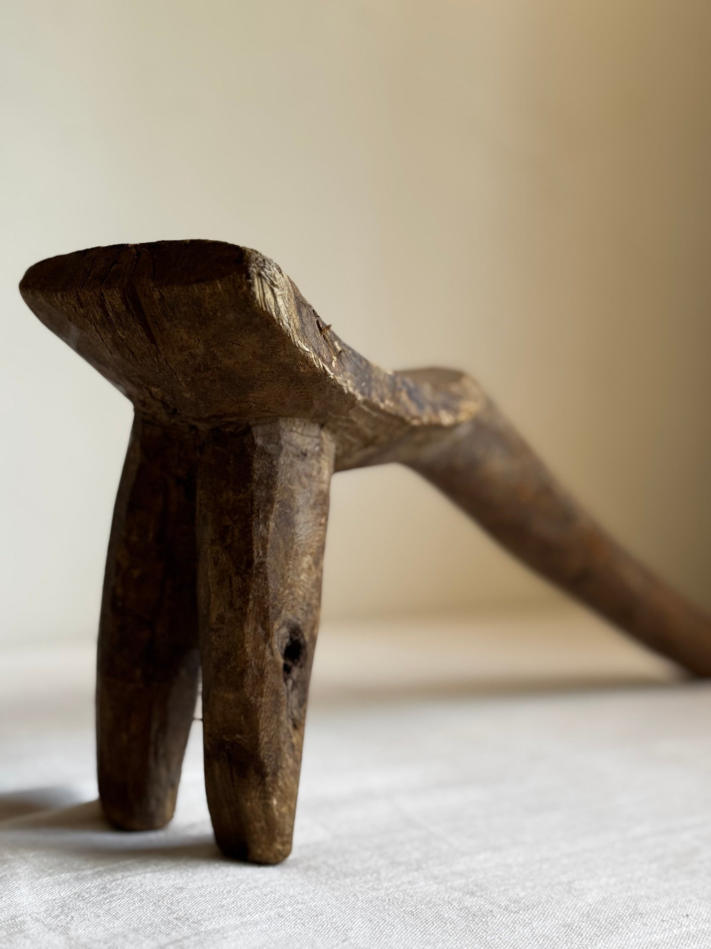 VINTAGE SMALL LOBI TRIPOD STOOL No1