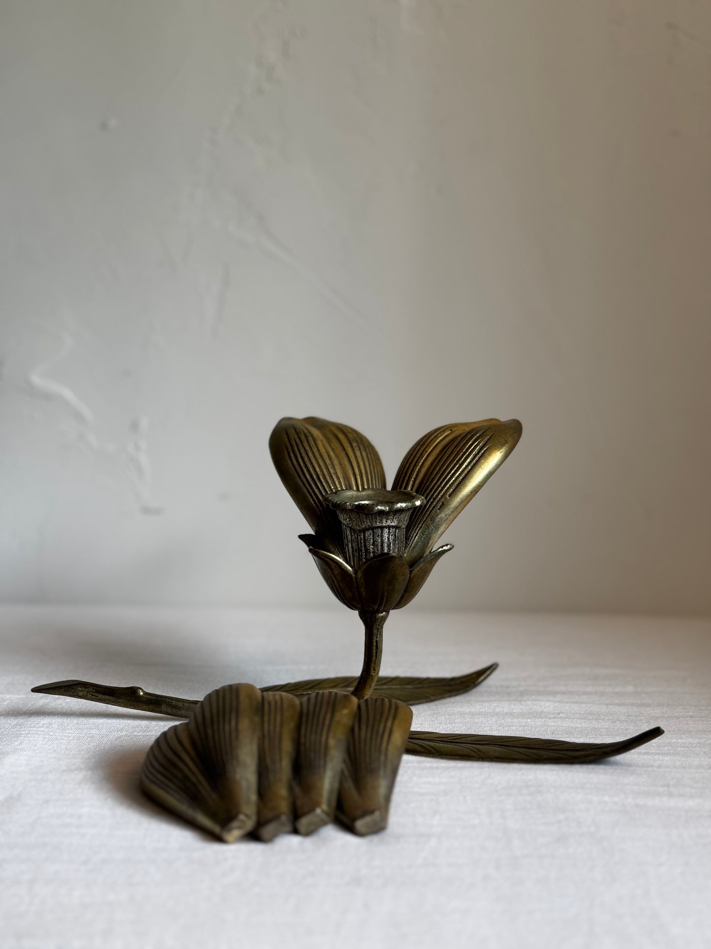 VINTAGE ITALIAN BRASS LOTUS FLOWER CANDLE HOLDER