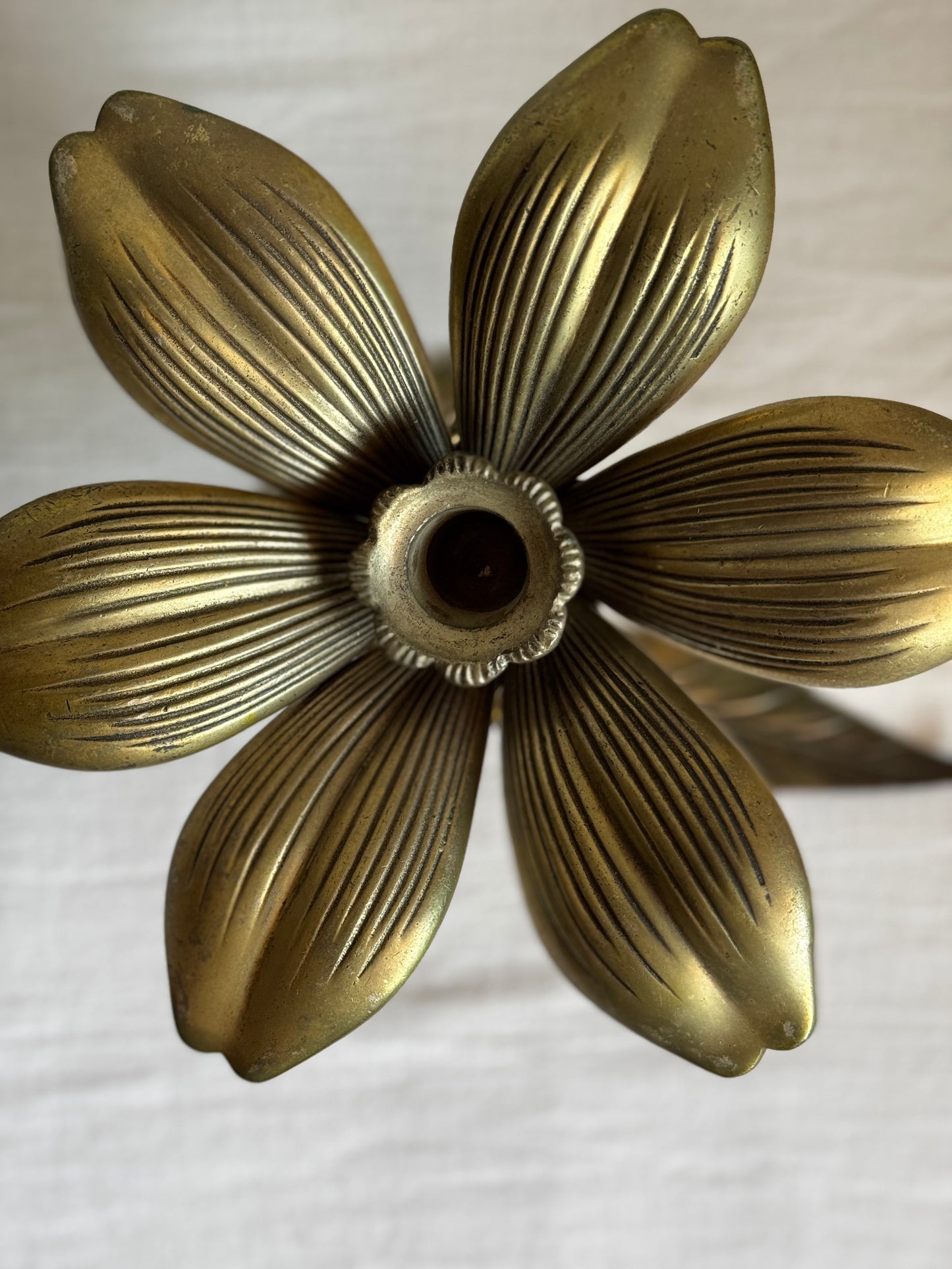 VINTAGE ITALIAN BRASS LOTUS FLOWER CANDLE HOLDER