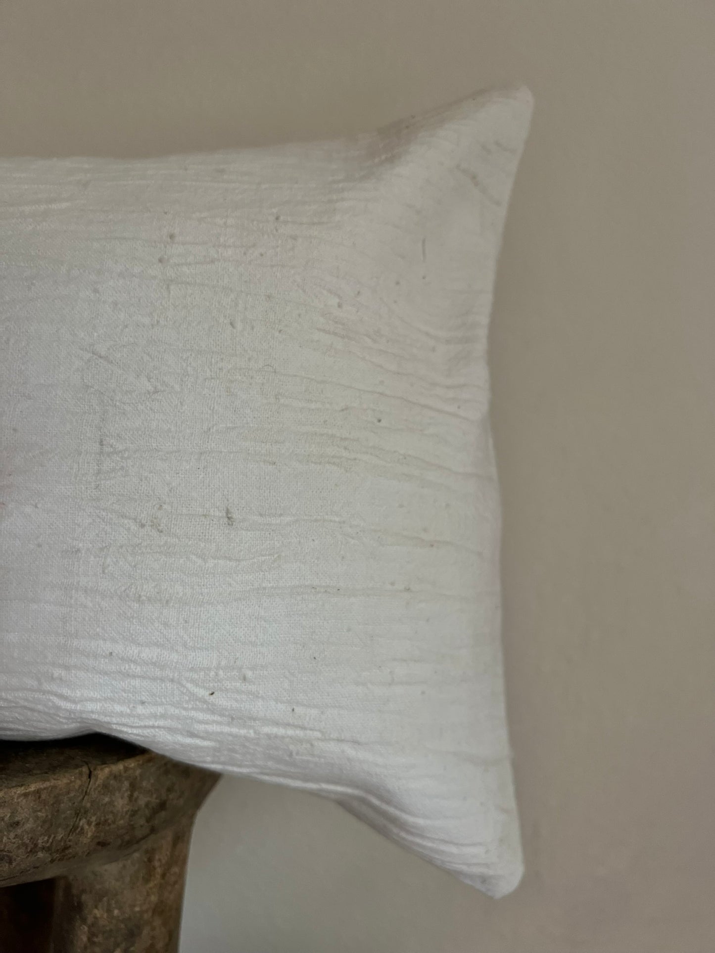 MONIK VINTAGE PILLOW COVER 12x17