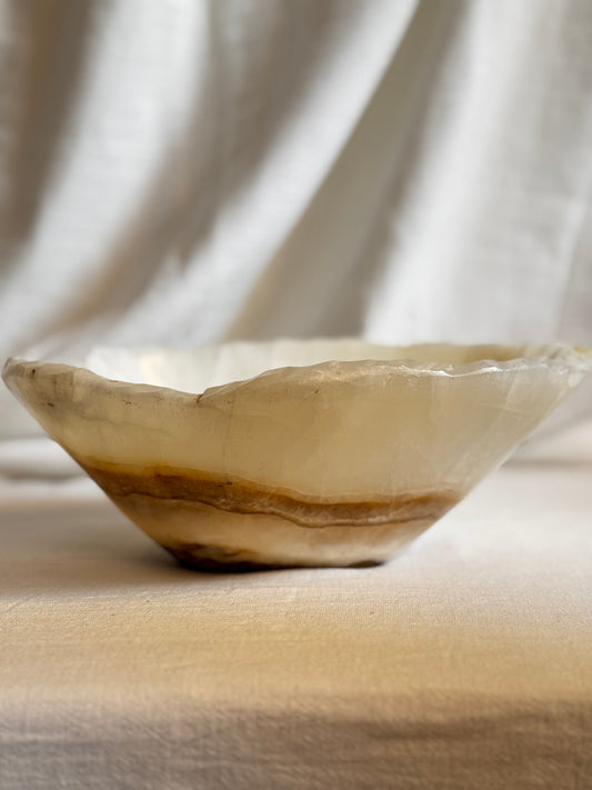 AMBER ONYX BOWL No1