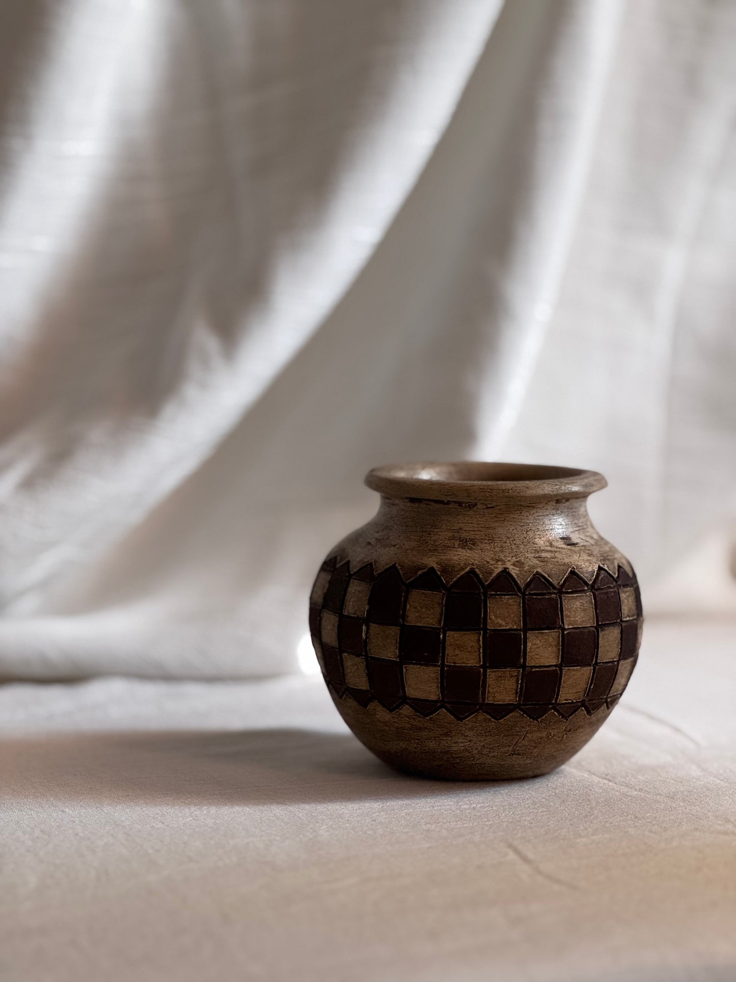 VINTAGE ARGENTINIAN POTTERY VASE