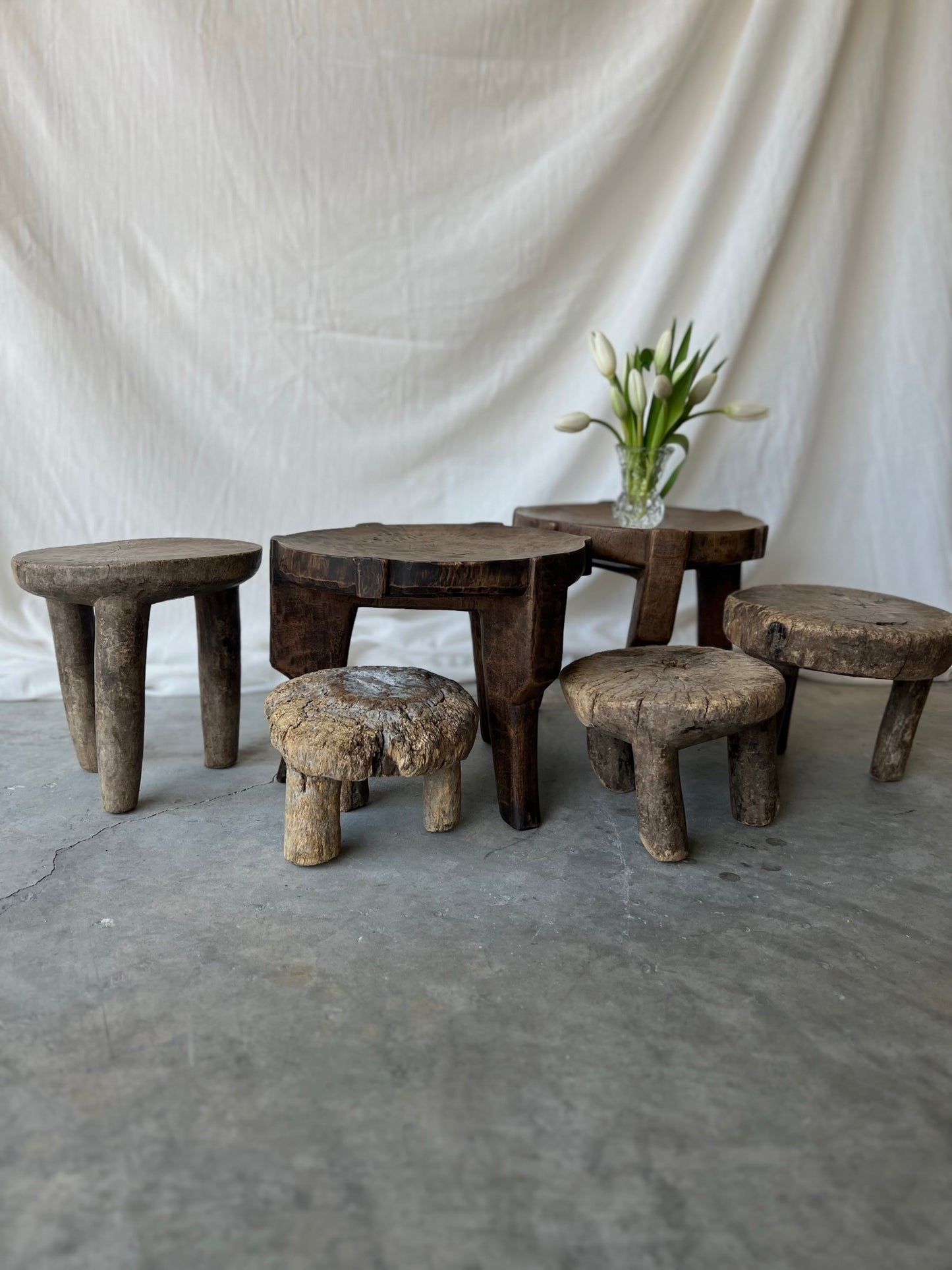 VINTAGE AFRICAN ROUND STOOL No1