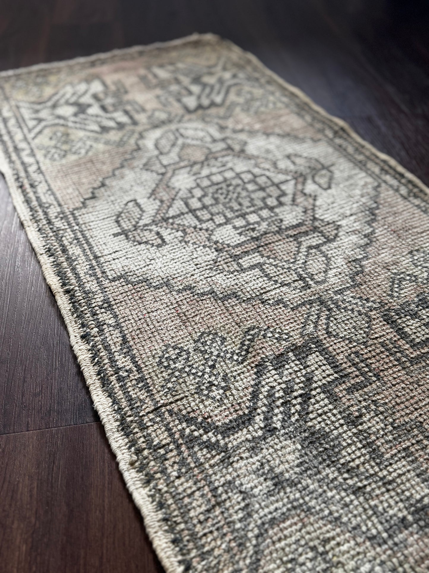 VINTAGE TURKISH MINI RUG - 2x3 WOOL AREA RUG No3