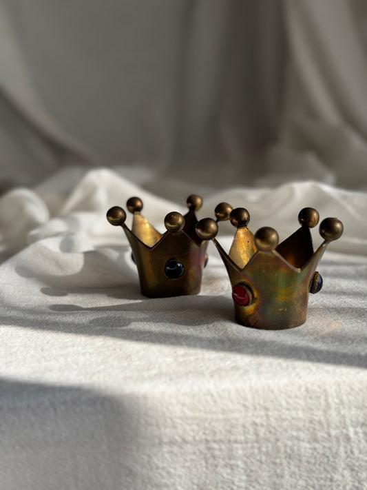 VINTAGE BRASS CROWN WITH CABOCHONS