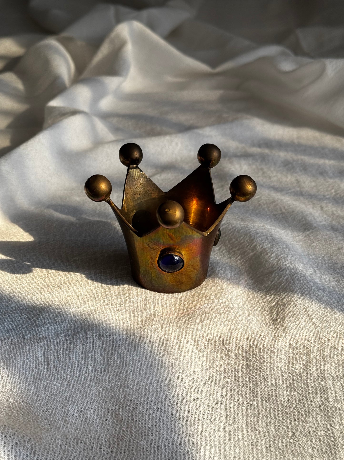 VINTAGE BRASS CROWN WITH CABOCHONS
